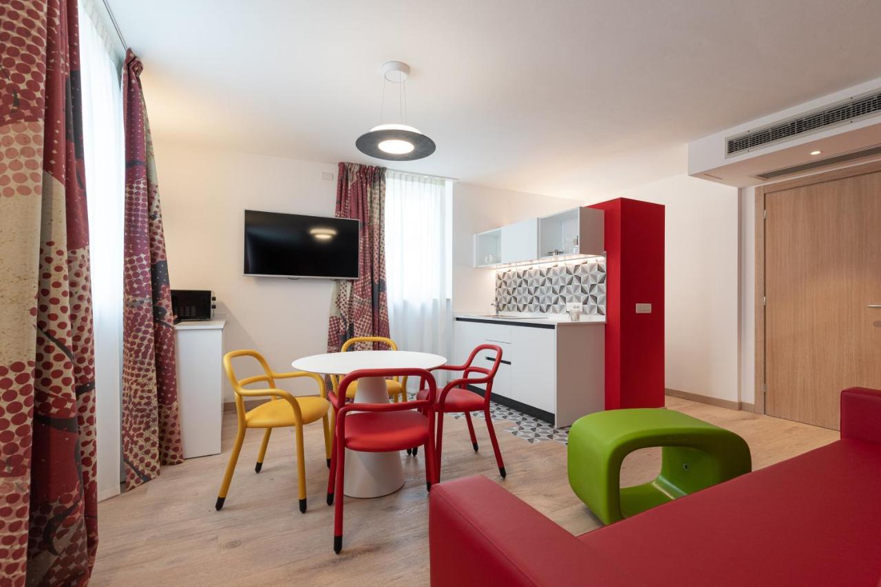 Lillil - Popping Holiday Riva del Garda Exterior foto